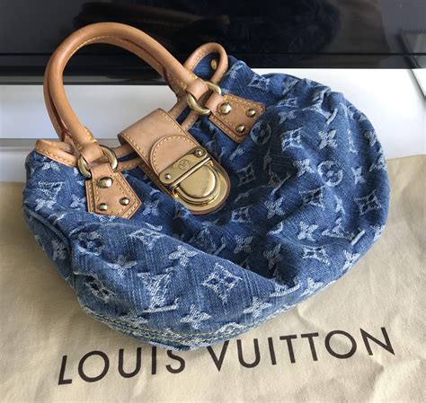 louis vuitton mini pleaty monogram.